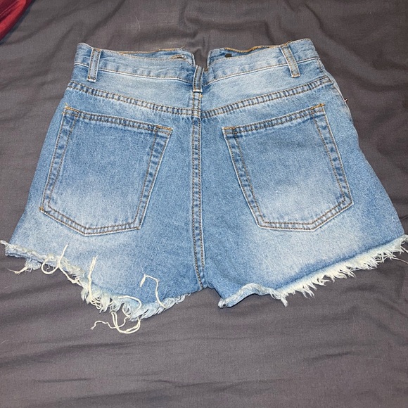NWT - High Waisted Distressed Denim Shorts - Picture 3 of 3